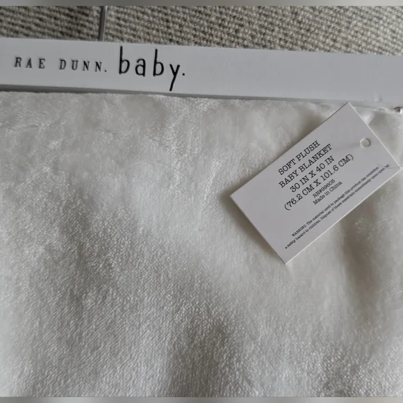 ‼️SAVE $25+‼️2 NWT Rae Dunn Plush Baby Blankets - Picture 2 of 3